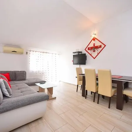 Paradise - Center Apartamento